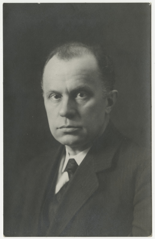 Eduard Säkk, Eesti insener, tööstur ja poliitik, Eesti Asutava Kogu liige, teedeminister 1918-1919 ja 1919-1920, portreefoto