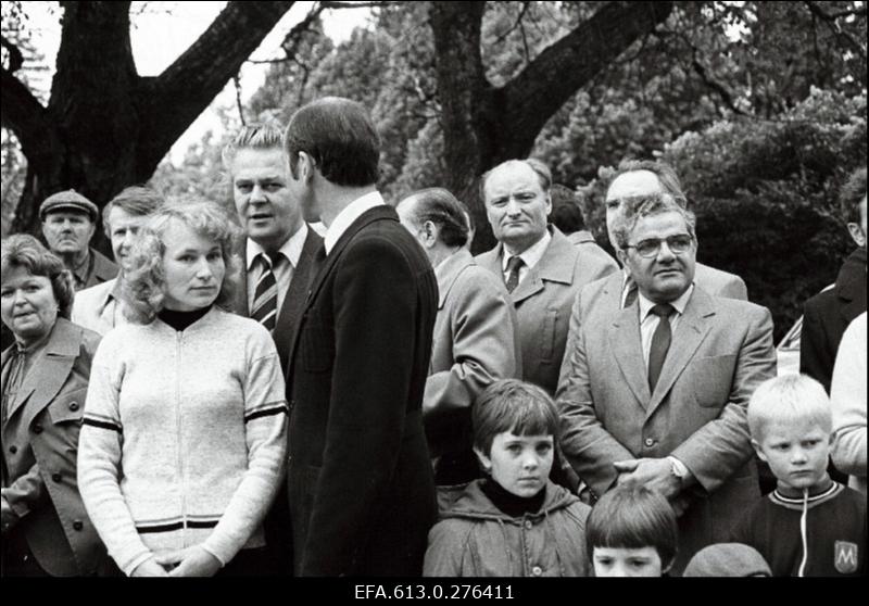 Sindi-150, pidustused.