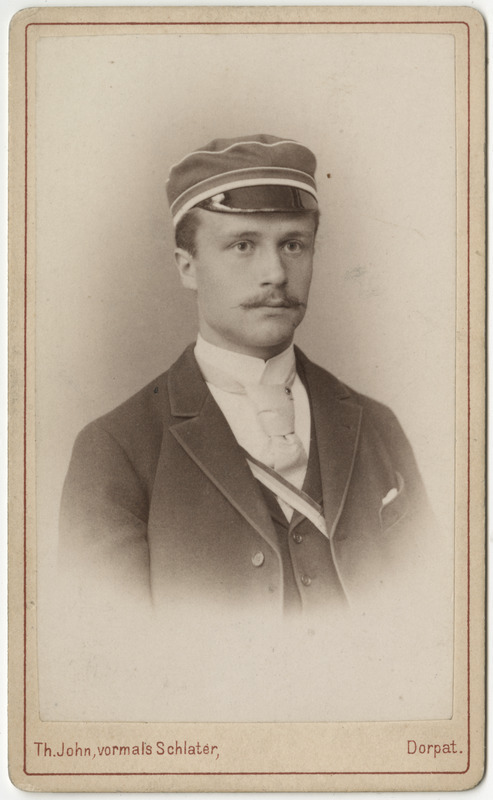 Korporatsiooni "Estonia" liige Wilhelm Dsirne, portreefoto