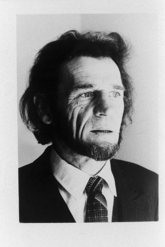 Väli, Heino - kirjanik.