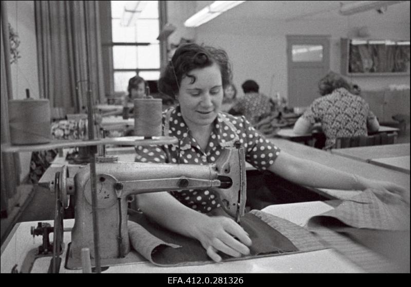 ENSV Teatriühingu Tööstuskombinaadis