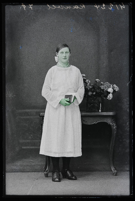 Leerilaps Marie Raavel.