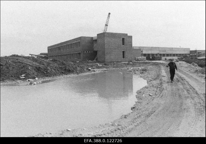 Vaade trükikoja "Kiir", ajalehe "Tee Kommunismile" toimetuse ja raamatukaupluse ehitusele.