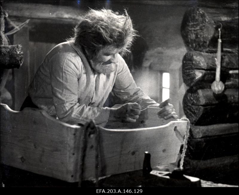 Näitleja Elmar Salulaht Jürka osas filmistuudio Tallinnfilm mängufilmis Põrgupõhja uus Vanapagan.