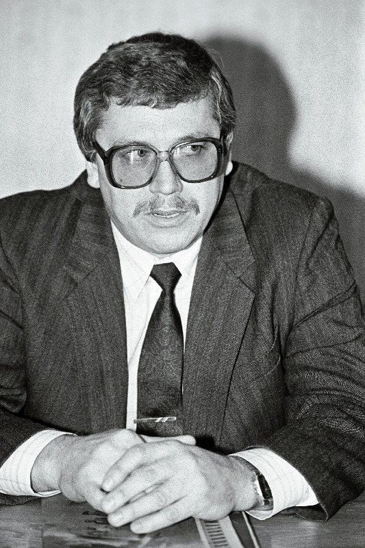 Närska, Robert - siseminister