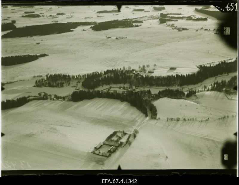 Põlva lähedal asuva Tilleoru lennuvaade.