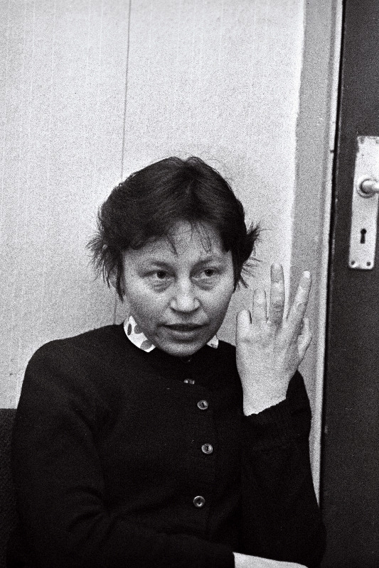 Tallinna linna abiprokurör Elsa Kipper "Õhtulehe" toimetuse vestlusringis laste murdeea probleemidest rääkimas.