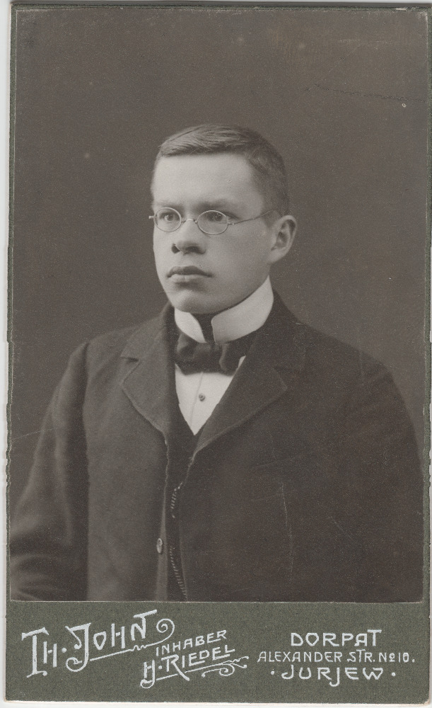 Portree Karl Robert Pickist.