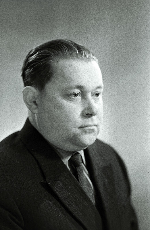 Kalev, J. - Eesti NSV Ülemnõukogu seitsmenda koosseisu saadik.