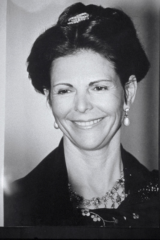 Eestis külaskäigul viibiv Rootsi kuninganna Silvia.