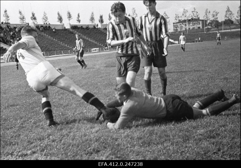 Spordimärkmik 22.07.1956: jalgpallivõistlus.