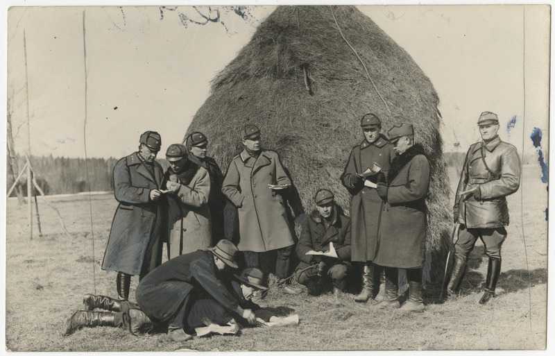 Kaitseliidu sügiseste suurmanöövrite ettevalmistus, pealikute lendkool Jõgeval 28.-30.03.1930, pealikud ja õppejõud väliõppusel