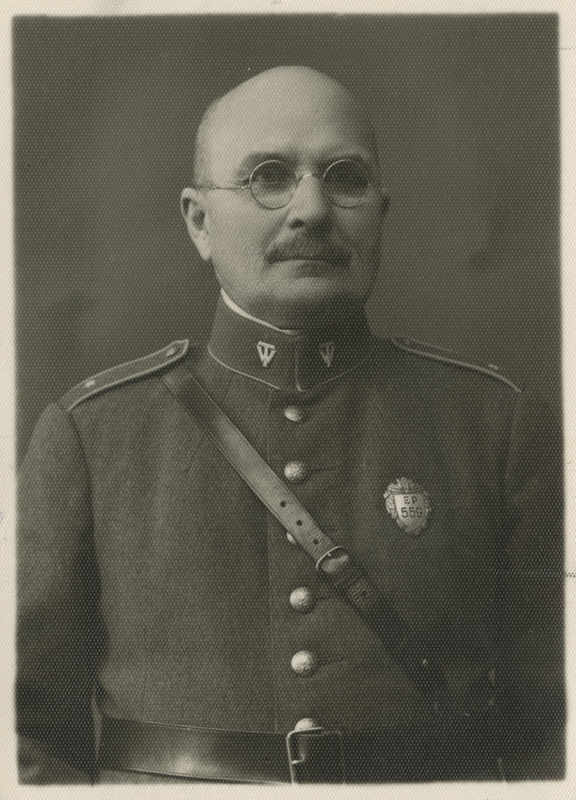 Mihkel Wiira, eesti politseinik, portreefoto