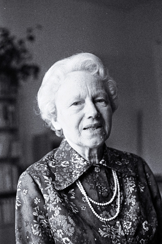 Revolutsiooniveteran Olga Lauristin.