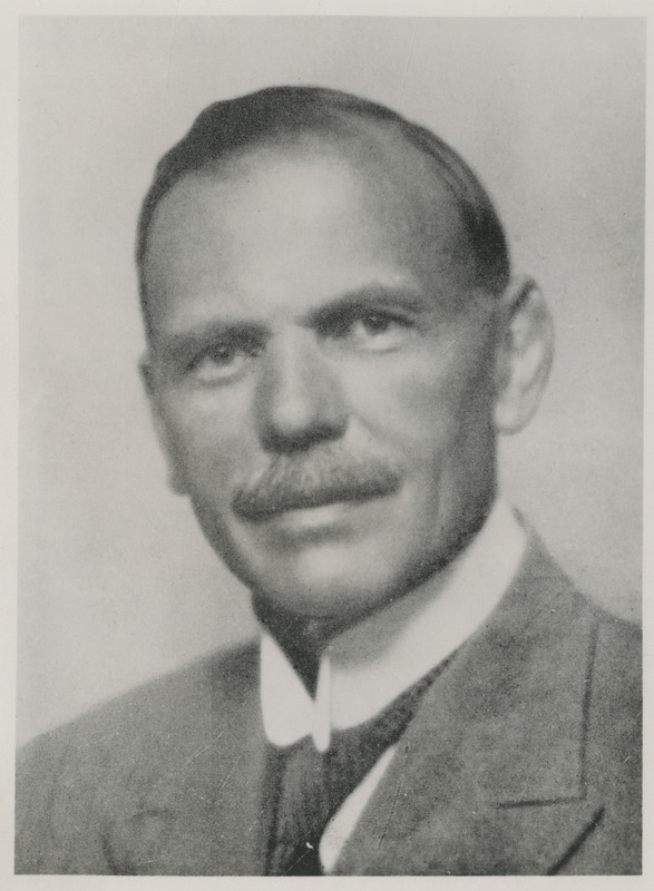 Oslo ülikooli prof. dr. Konrad Nielsen, portreefoto