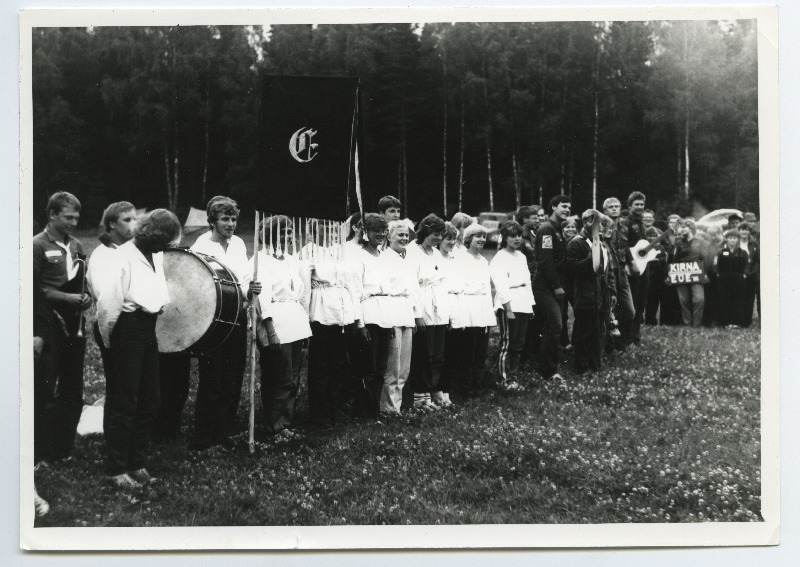 EÜE-85 Virumaa regiooni kokkutulek I. Eisma rühm kokkutuleku avamisel