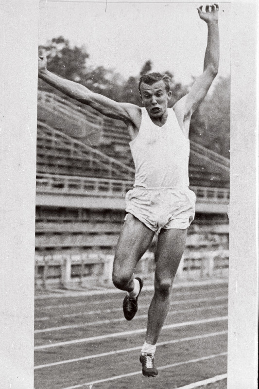 Kaugushüppaja Tõnu Lepik.