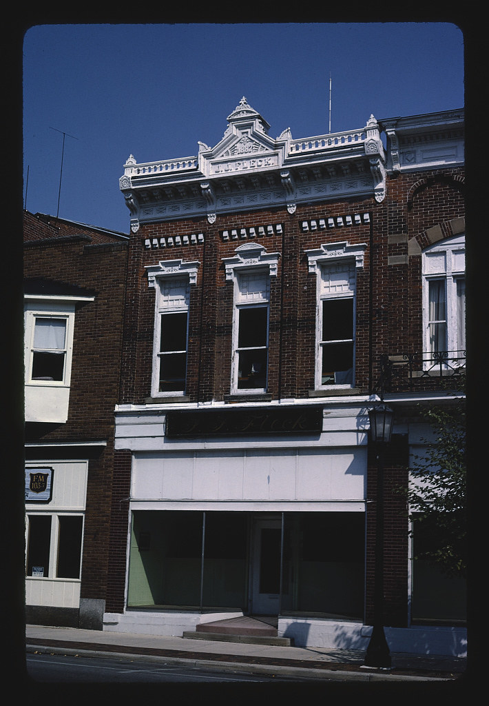 J.J. Fleck Building, Tiffin, Ohio (LOC)