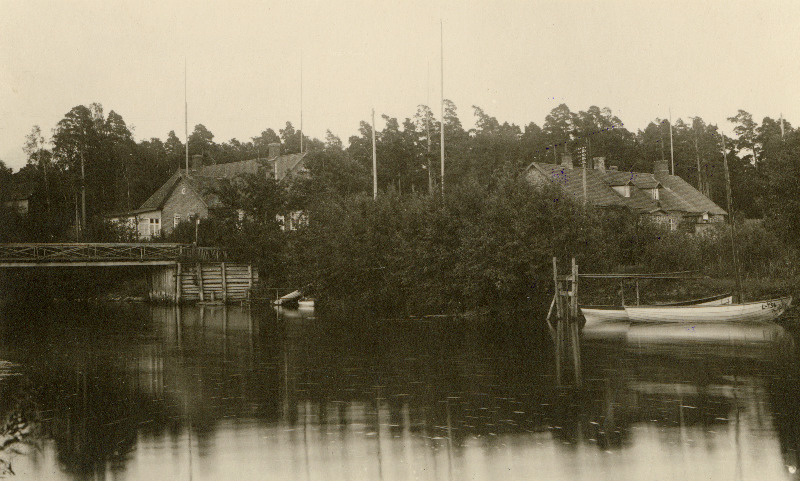 Vaade Loksa jõesuudmele.