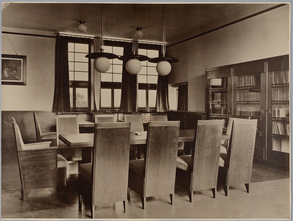 Lerarenkamer HBS | Secondary school teacher's room Harlingen