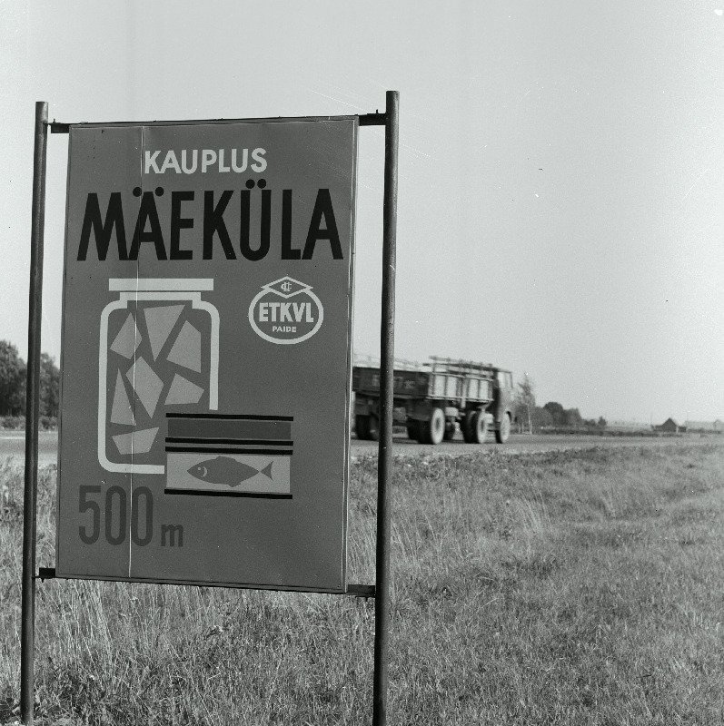 Paide Rajooni Tarbijate Kooperatiivi kaupluse "Mäeküla" reklaamplakat.