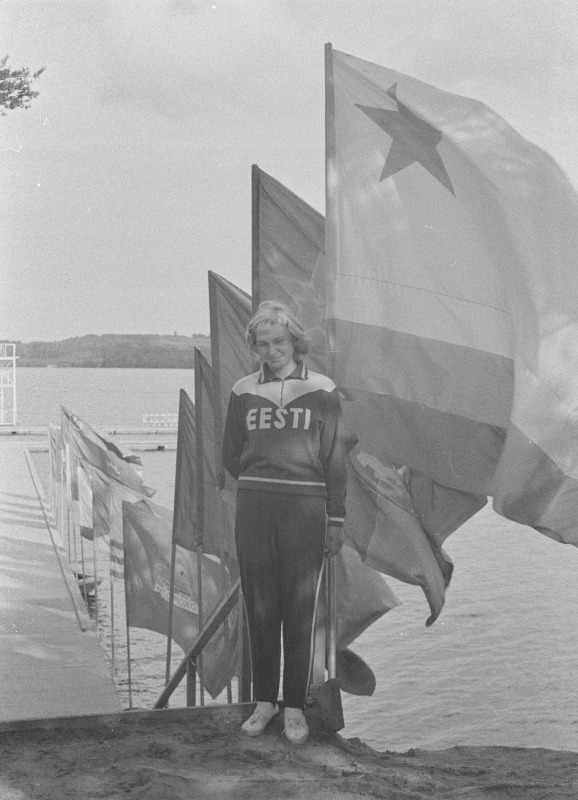 Nõukogude Liidu noorte esivõistlused sõudmises.