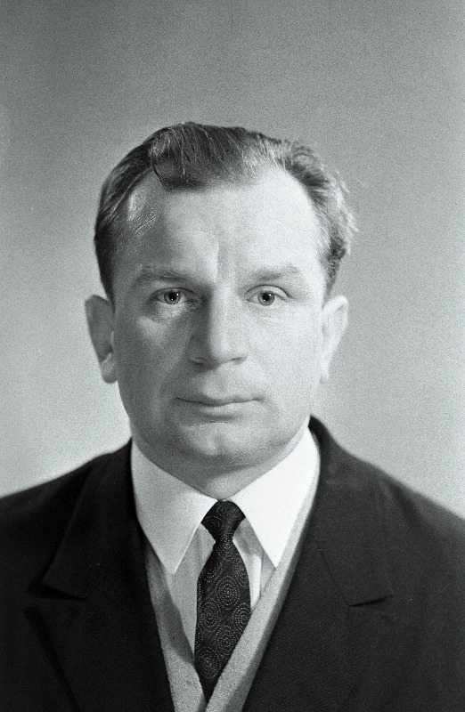 Aksli, E. - Eesti NSV Ülemnõukogu seitsmenda koosseisu saadik.