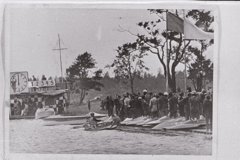 NSV Liidu veemootorispordi võistlus Harku järvel.