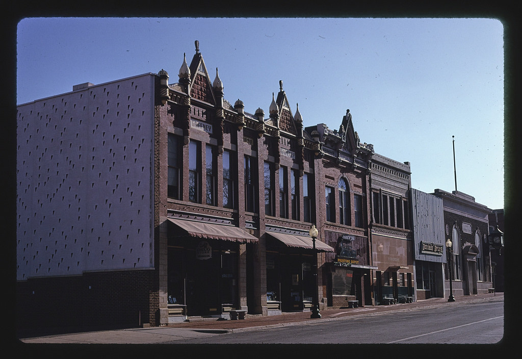 Gaffney Building & Beadles Building (1890), angle 1A, Oklahoma Avenue, Guthrie, Oklahoma (LOC)