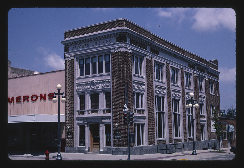 Ketchen Building, Vinton, Iowa (LOC)