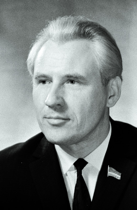 Koop, Arnold - saadikukandidaat NSV Liidu Rahvuste Nõukogu Tartu valimisringkonnas nr 767, TRÜ rektor.