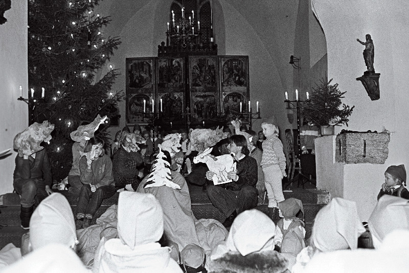 Laste jõulupidu Pühavaimu kirikus.