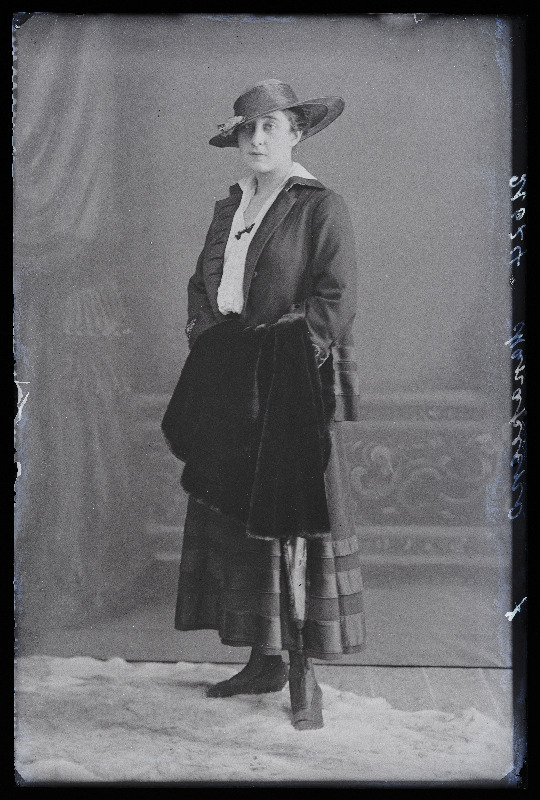 Makaresko.