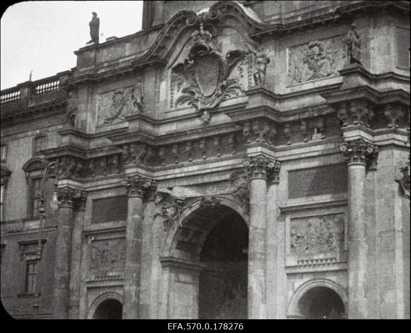 [Hofburgi loss], Habsburgide residents.