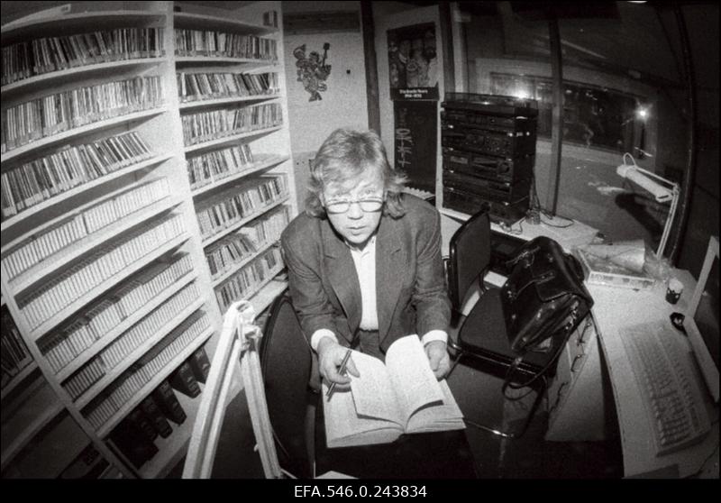 Laulja Tõnis Mägi.