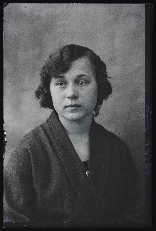 Alma Ilja.