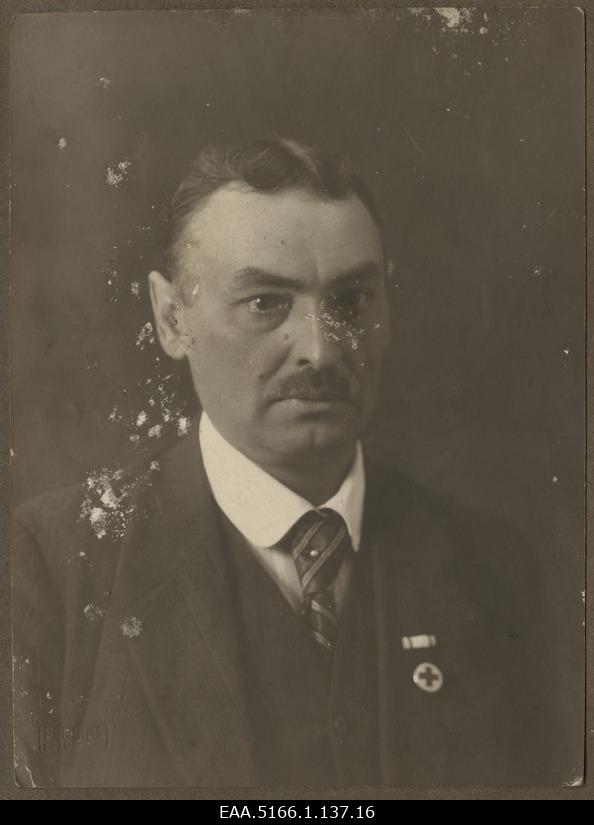 Eesti Punase Risti peavalitsuse esimees sanitaarkindralmajor Hans Leesment, portreefoto