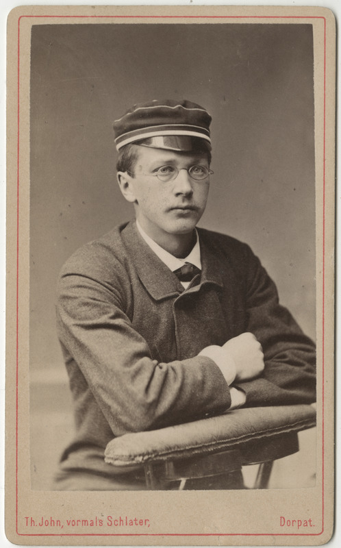 Korporatsioon "Estonia" liige Nikolai Hoffmann, portreefoto