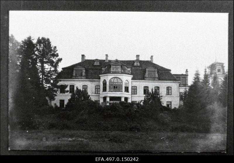 Malla mõisahoone.