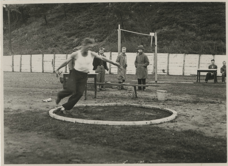 1932. aasta kümnevõistluse Eesti meister Arnold Niggol