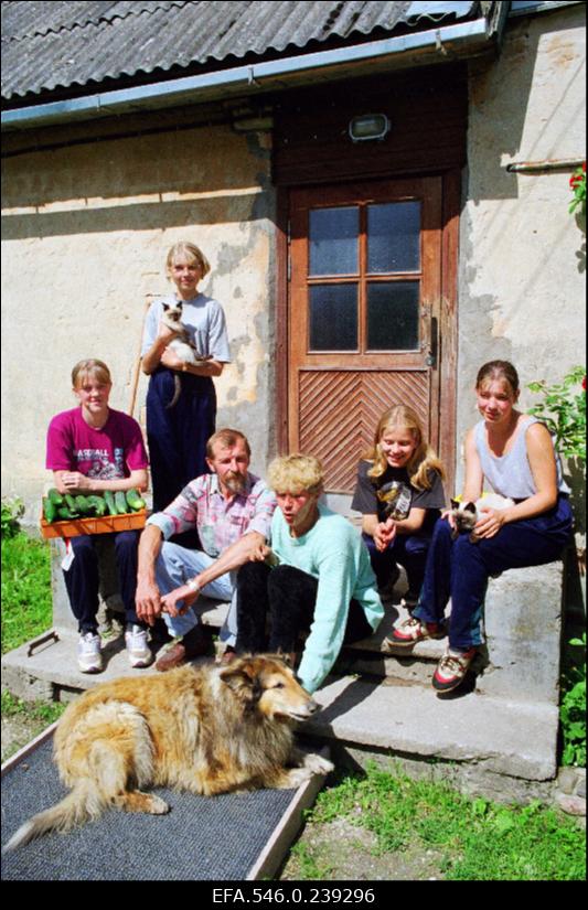 [Maitse]taimekasvatustalu.