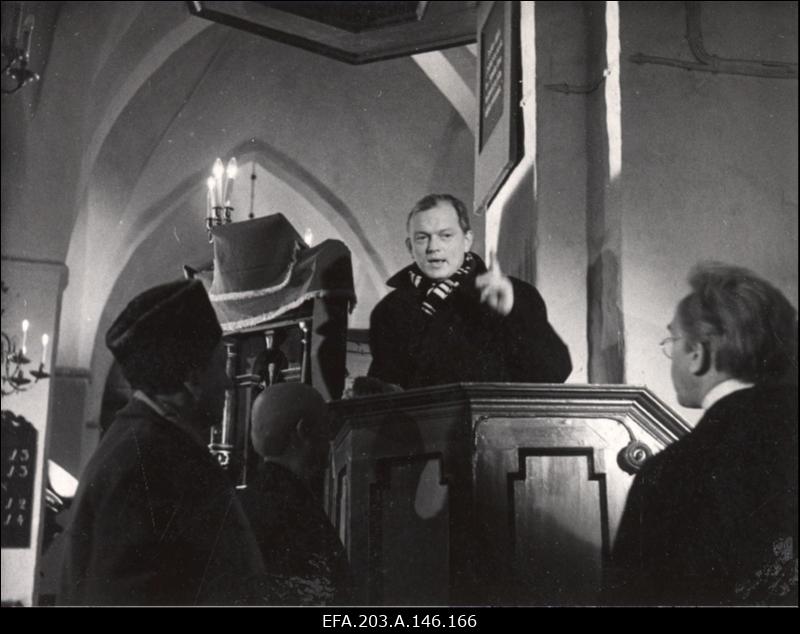 Filmistuudio Tallinnfilm mängufilmi Põrgupõhja uus Vanapagan filmimise ajal.