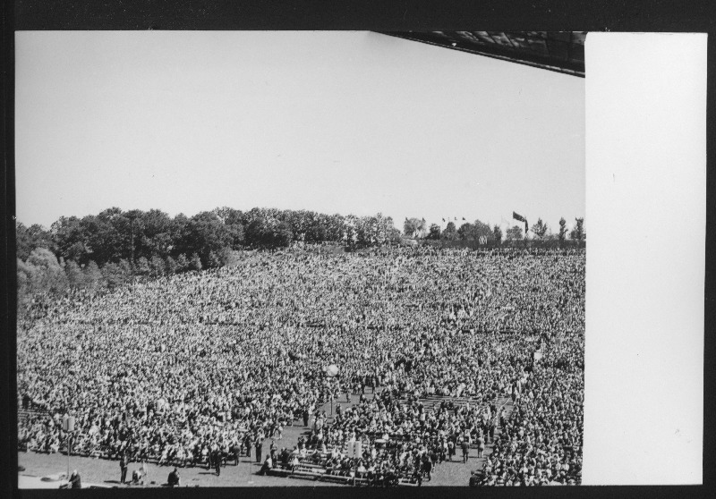 Eesti NSV 1965. aasta üldlaulupidu. Lauluväljaku panoraam.