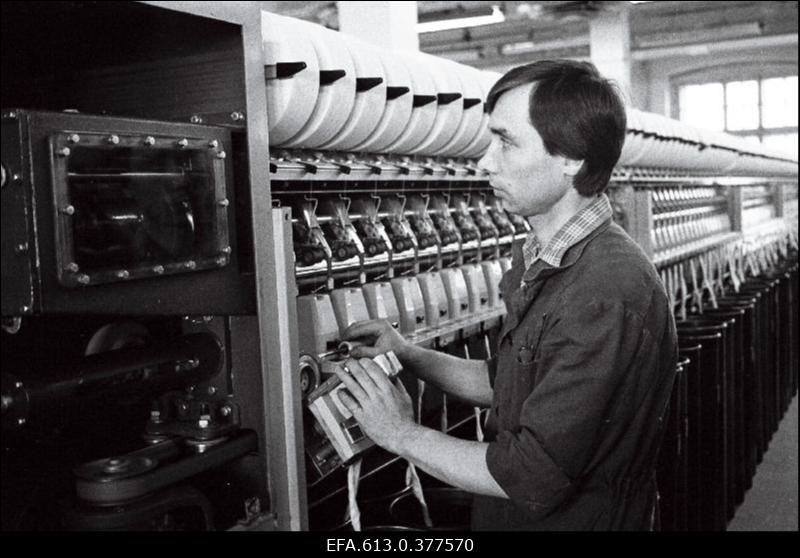 43. Kutsekeskkool T/K "Klementi" (koos Tiiu Takopiga).