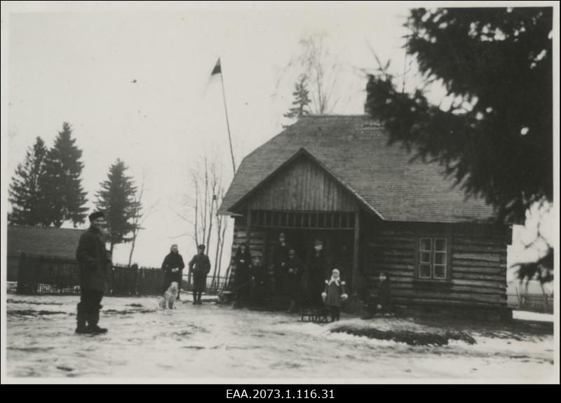 Herman Roone (Rotmani) 55. sünnipäeva tähistamine 02.01.1936, perekond koduõuel