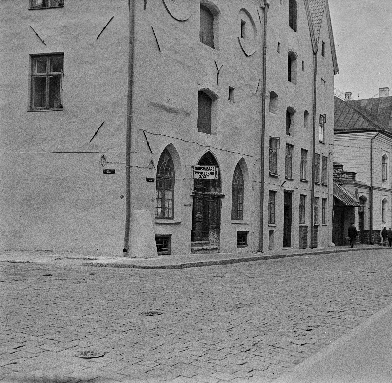 Vaade hoonele Pikk tn 71