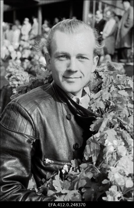 ENSV ringrajasõit (tšehhid ja soomlased).