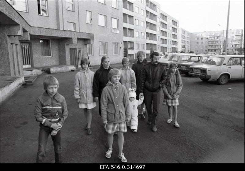 Suurpere. Suur pere.