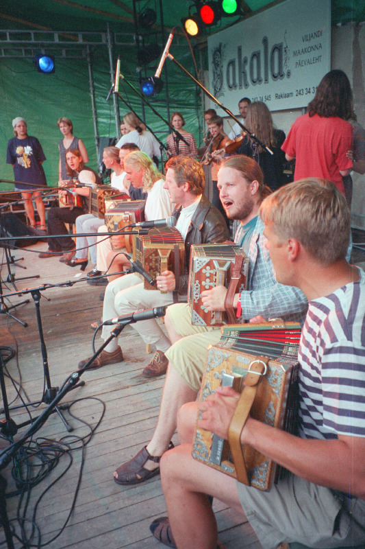 Folkmuusika festival. Esineb ansambel Untsakad.