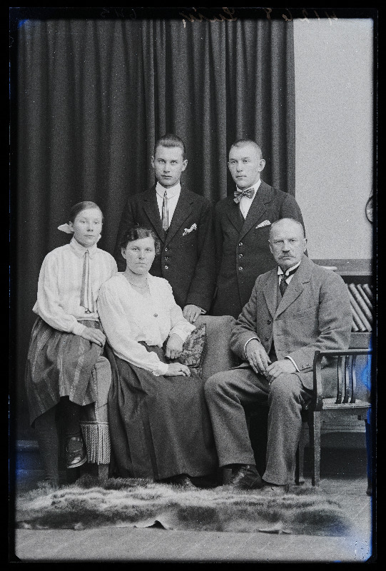 Perekond Luik.